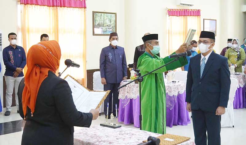 Zukri Surotinojo Resmi Dilantik Sebagai Penjabat Sekda Kabupaten Pohuwato